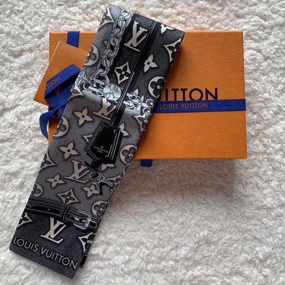 vuitton monogram jacquard